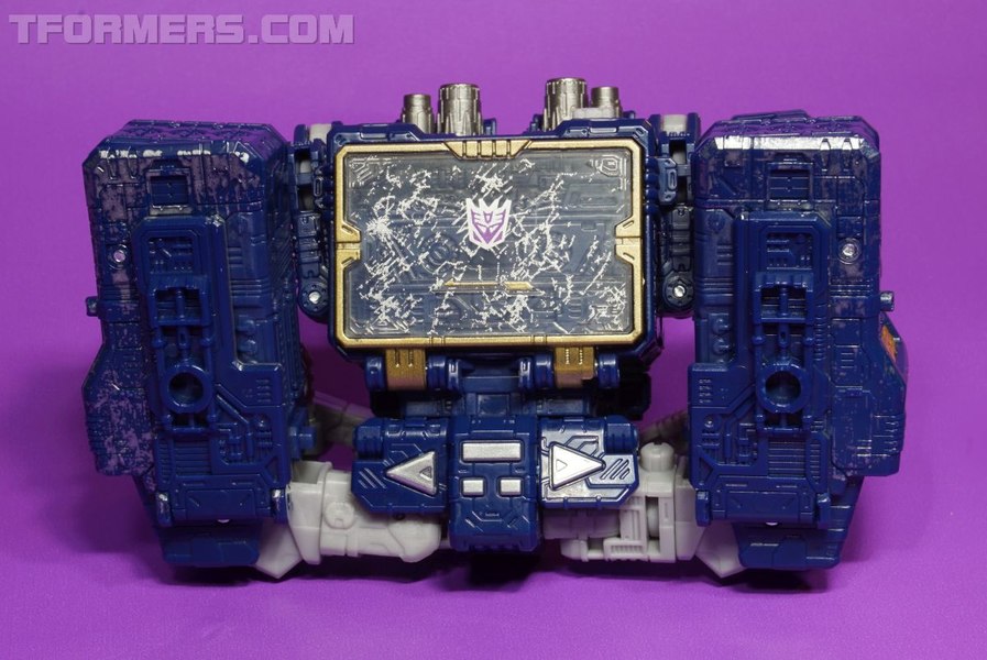 War For Cybertron Siege Soundwave Voyager Figure  (48 of 55)